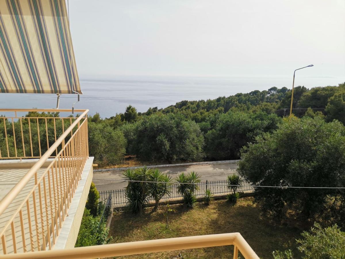 Apartament Horizon Blue Loútsa Zewnętrze zdjęcie