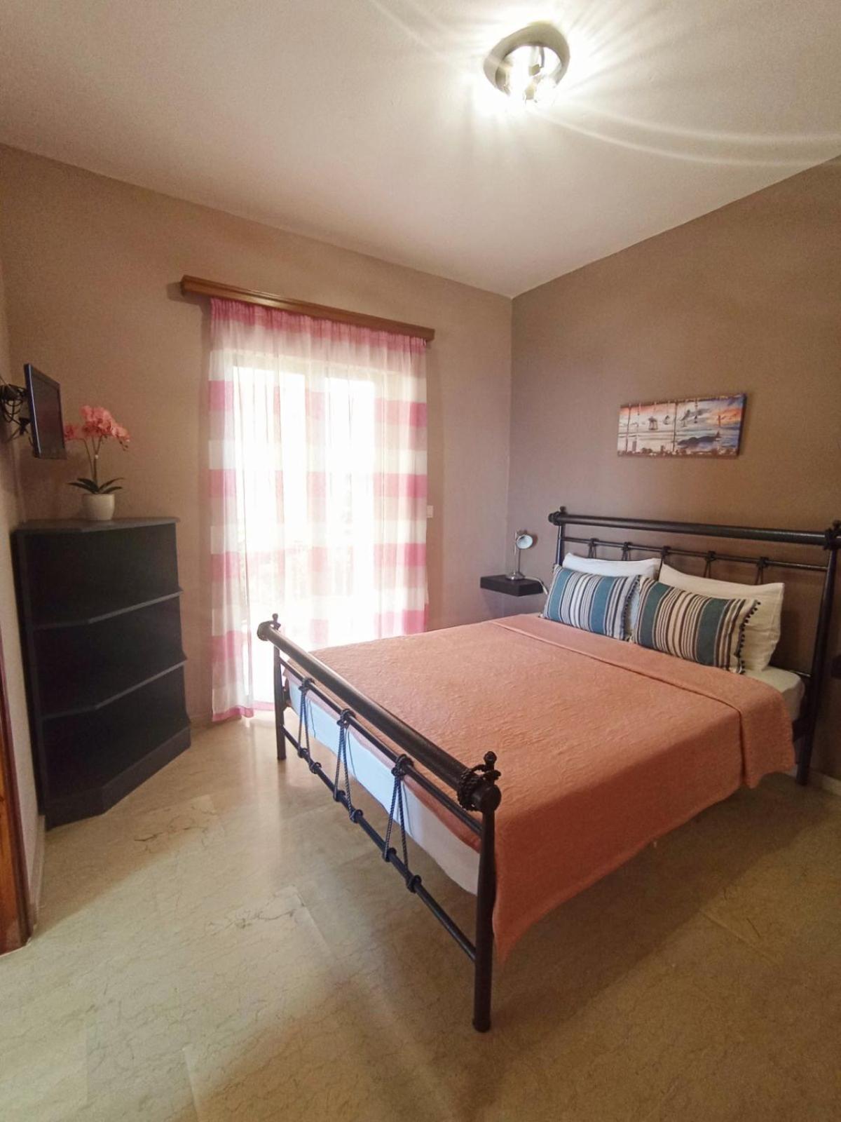 Apartament Horizon Blue Loútsa Zewnętrze zdjęcie