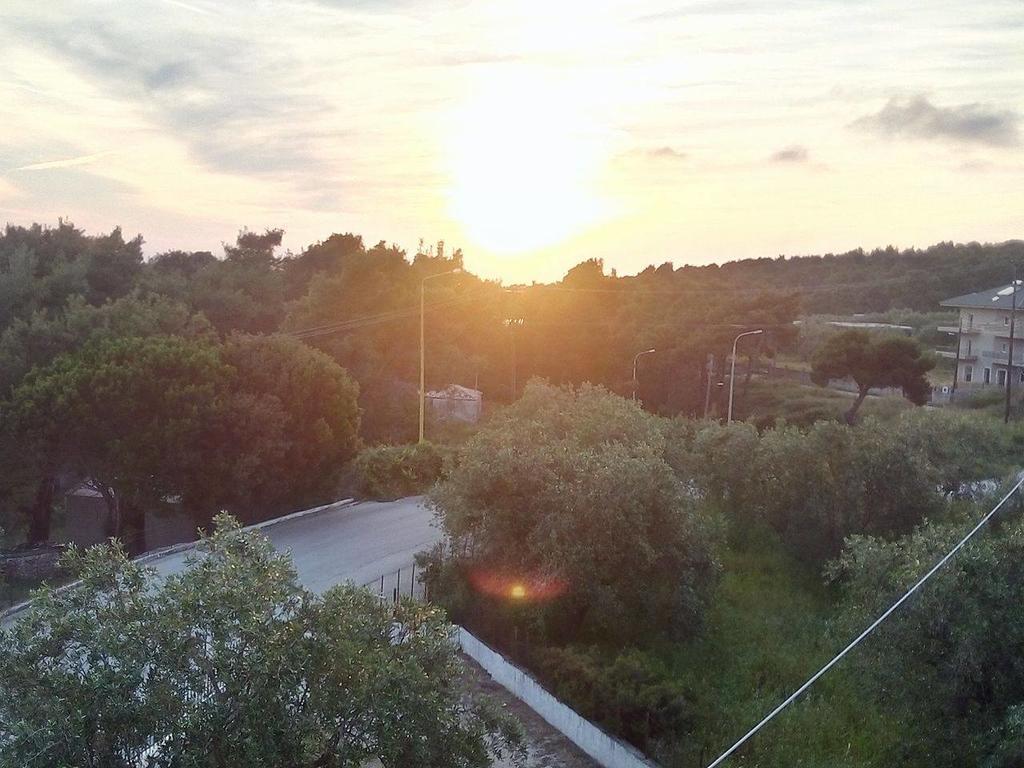 Apartament Horizon Blue Loútsa Zewnętrze zdjęcie